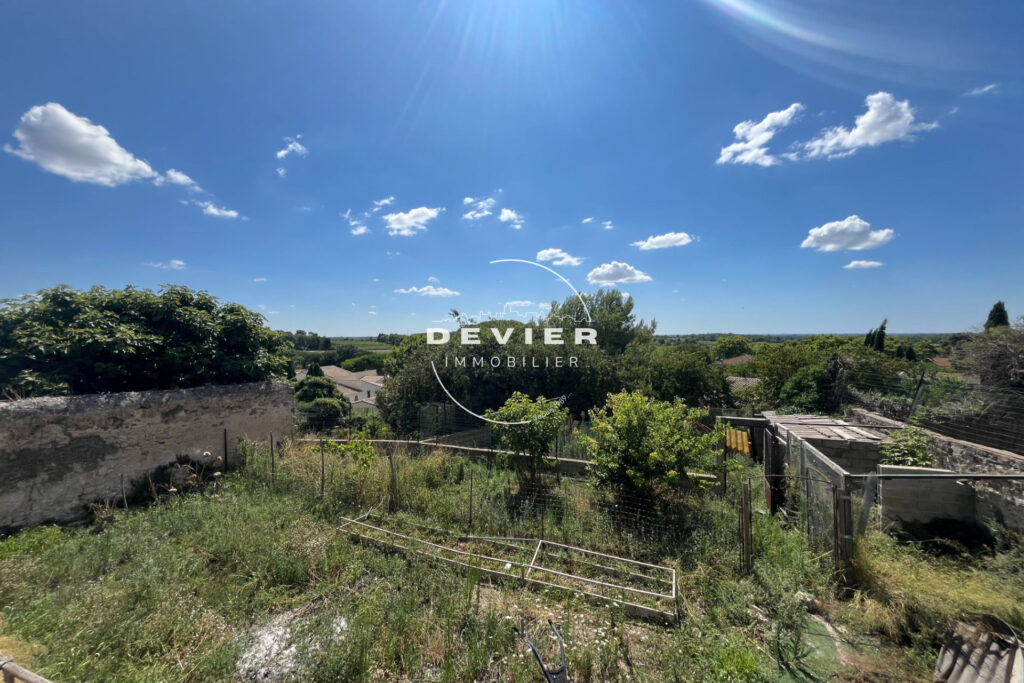 vente maison de village 5 Pièce(s) – 5 pièces – 2 chambres – 131.00 m²