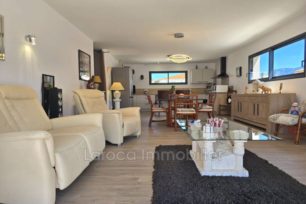Achat villa à Laroque des Albères – 3 pièces – 2 chambres – 93.00 m²