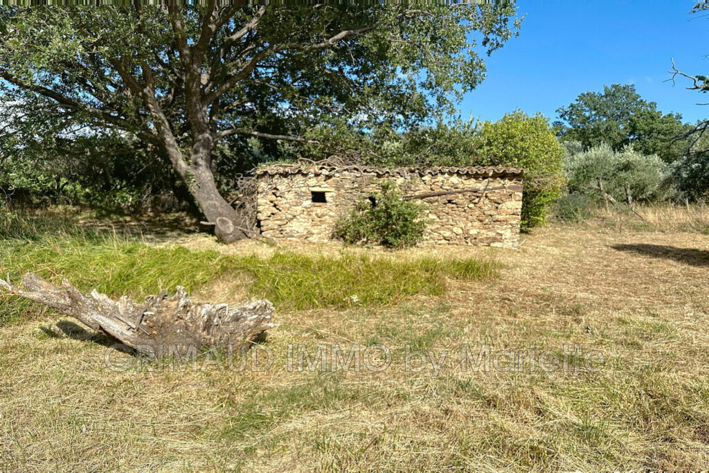 belle maison a saint clement, au calme avec grand terrain plat – 10 pièces – 7 chambres – 205.35 m²