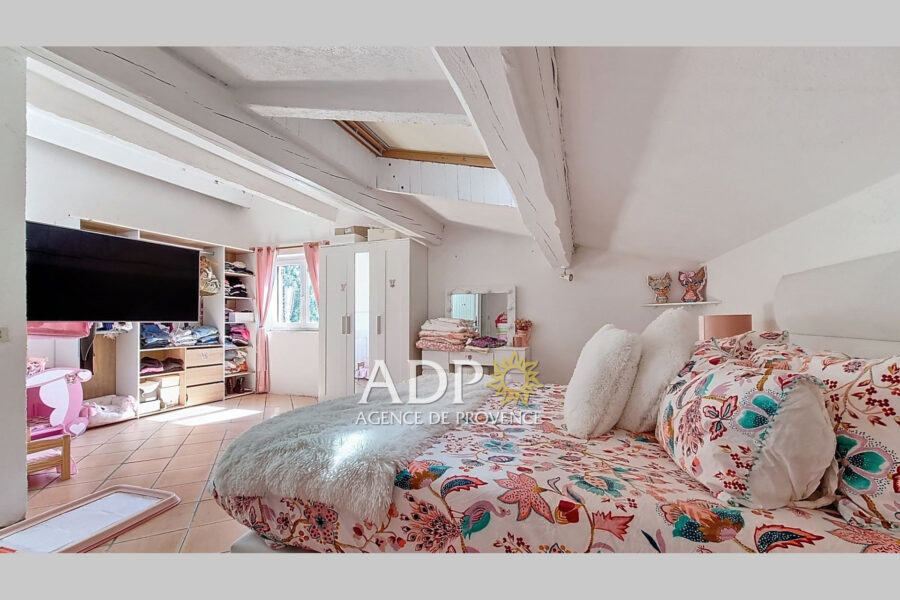 Maison à vendre à Saint-cézaire-sur-siagne
