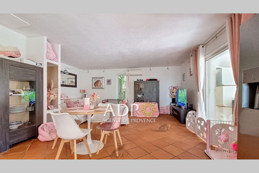 Maison à vendre à Saint-cézaire-sur-siagne