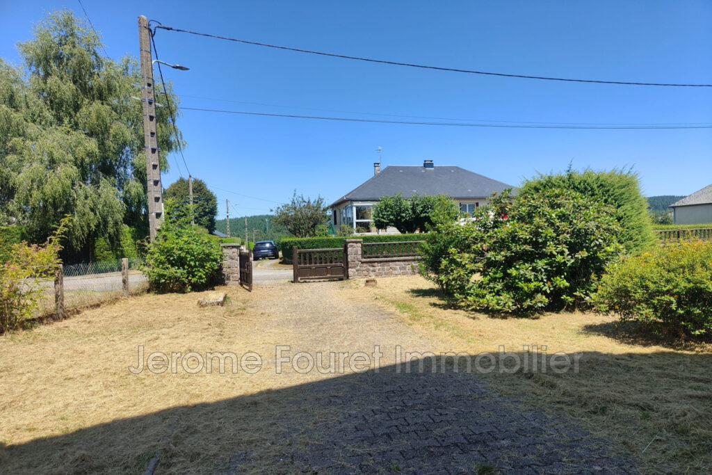 vente maison 6 Pièce(s) – 6 pièces – 4 chambres – 126.00 m²