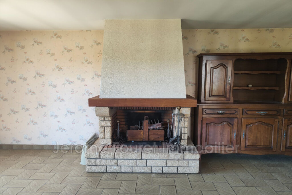 vente maison 6 Pièce(s) – 6 pièces – 4 chambres – 126.00 m²