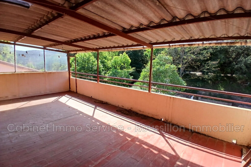 vente maison en pierre 6 Pièce(s) – 6 pièces – 4 chambres – 128.00 m²