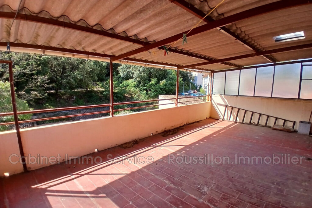 vente maison en pierre 6 Pièce(s) – 6 pièces – 4 chambres – 128.00 m²