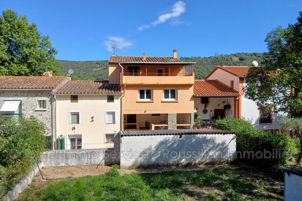 vente maison en pierre 6 Pièce(s) – 6 pièces – 4 chambres – 128.00 m²