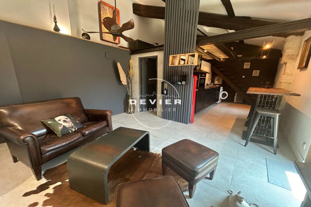 vente maison de caractère 7 Pièce(s) – 7 pièces – 5 chambres – 200.00 m²