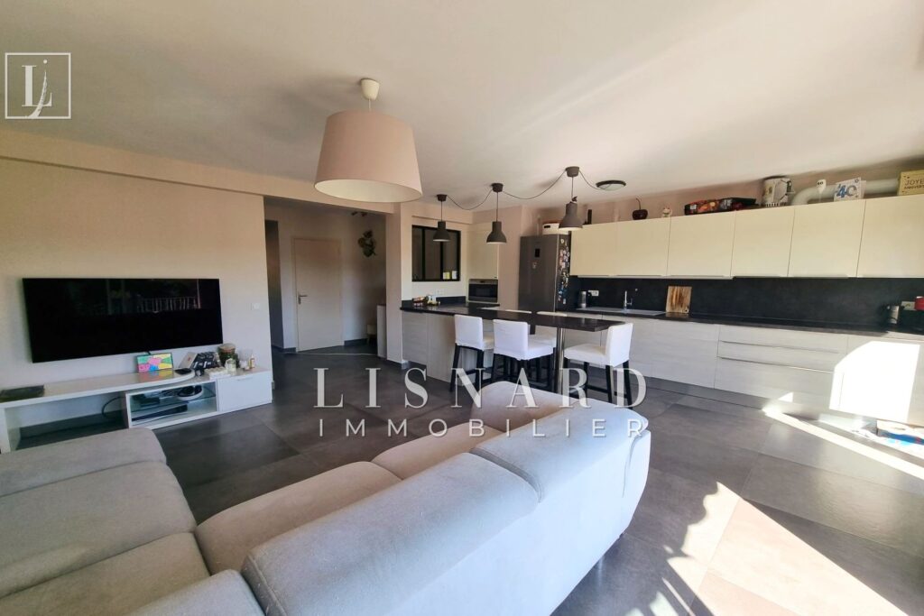 vente appartement 3 Pièce(s) – 3 pièces – 2 chambres – 65.00 m²