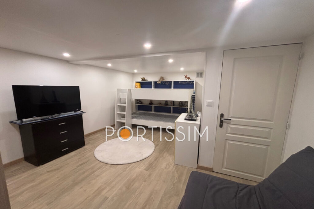 Saint-Laurent-du-Var /centre-ville / maison de village/ 3-4 pi – 3 pièces – 2 chambres – 76.00 m²