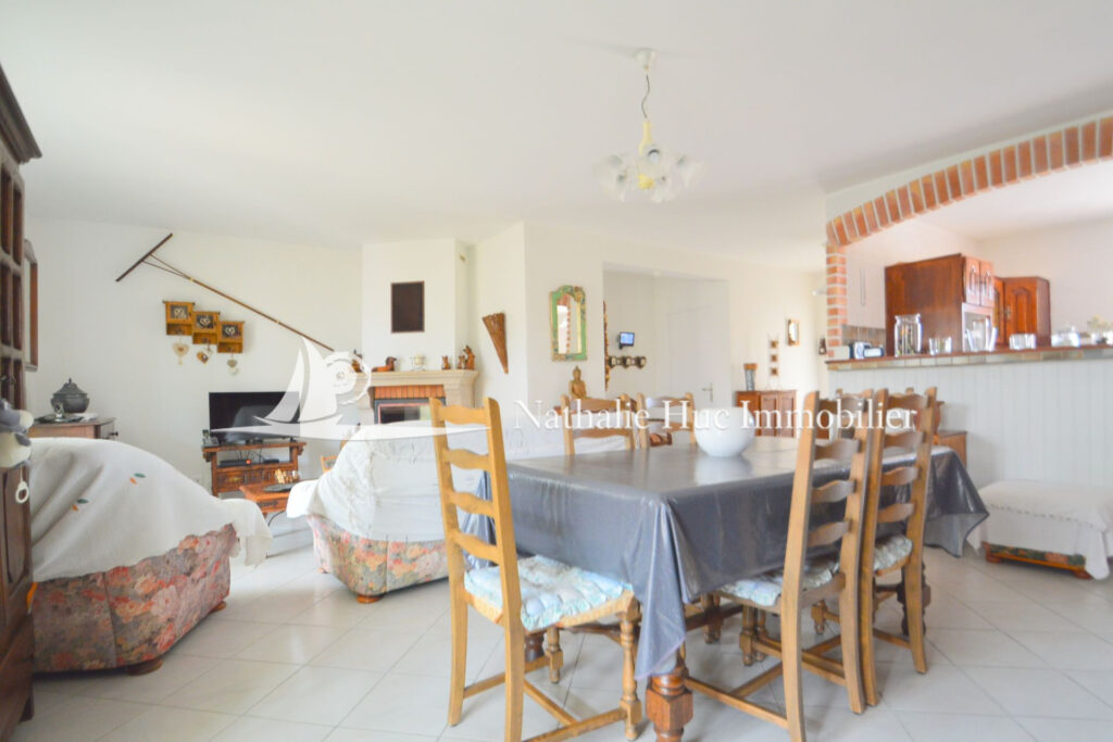 vente maison 5 Pièce(s) – 5 pièces – 3 chambres – 128.00 m²