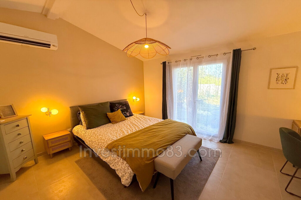 Proche du centre-ville, dans un quartier calme, agréable villa – 5 pièces – 4 chambres – 120.00 m²