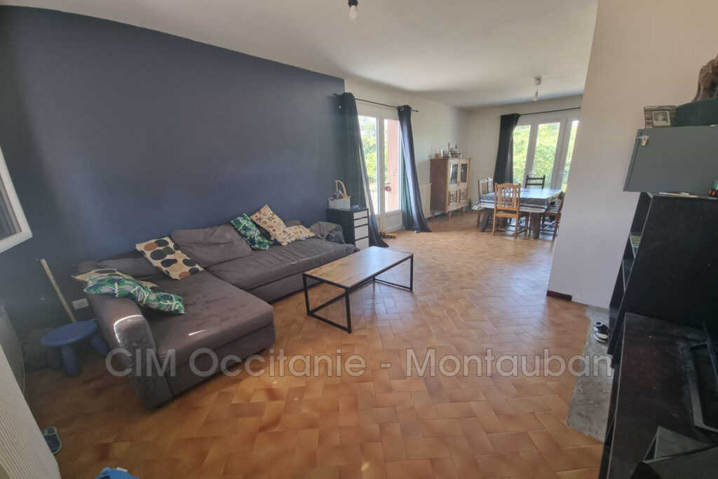 vente maison – NR pièces – 5 chambres – 200.00 m²