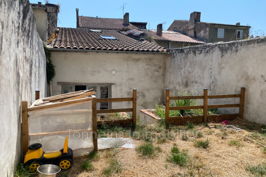 vente immeuble 5 Pièce(s) – 5 pièces – 3 chambres – 125.00 m²