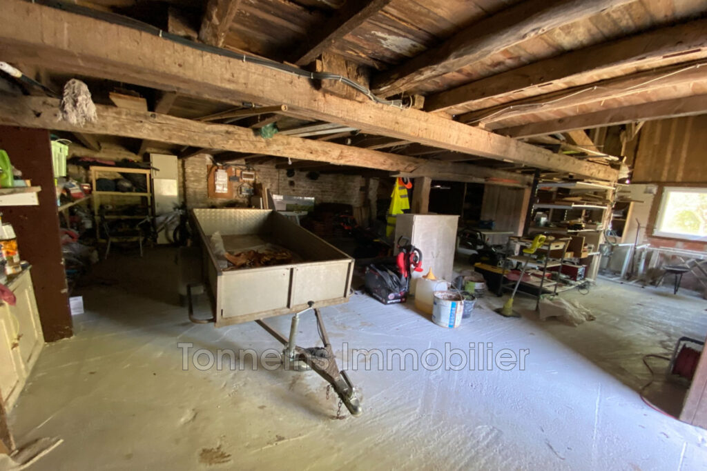 vente maison 8 Pièce(s) – 8 pièces – 5 chambres – 260.00 m²