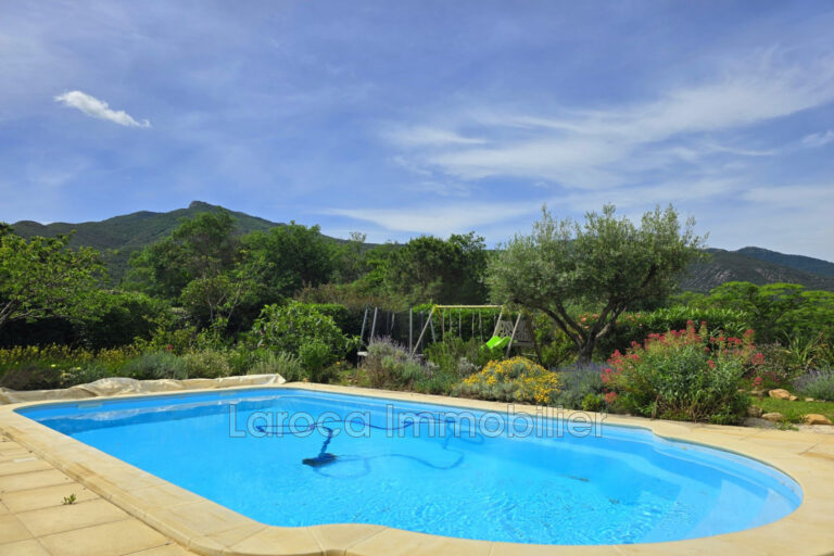 Achat maison à Laroque des Albères – 6 pièces – 5 chambres – 167.00 m²