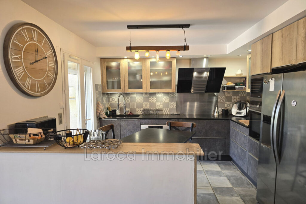 Achat maison à Laroque des Albères – 6 pièces – 5 chambres – 167.00 m²