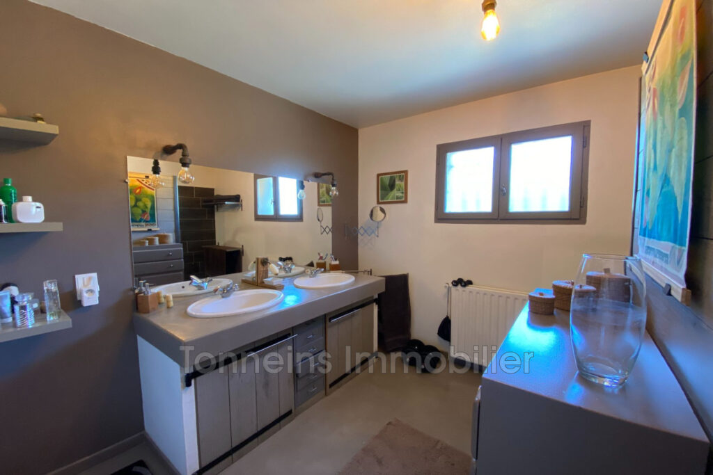 vente ferme 6 Pièce(s) – 6 pièces – 4 chambres – 225.00 m²