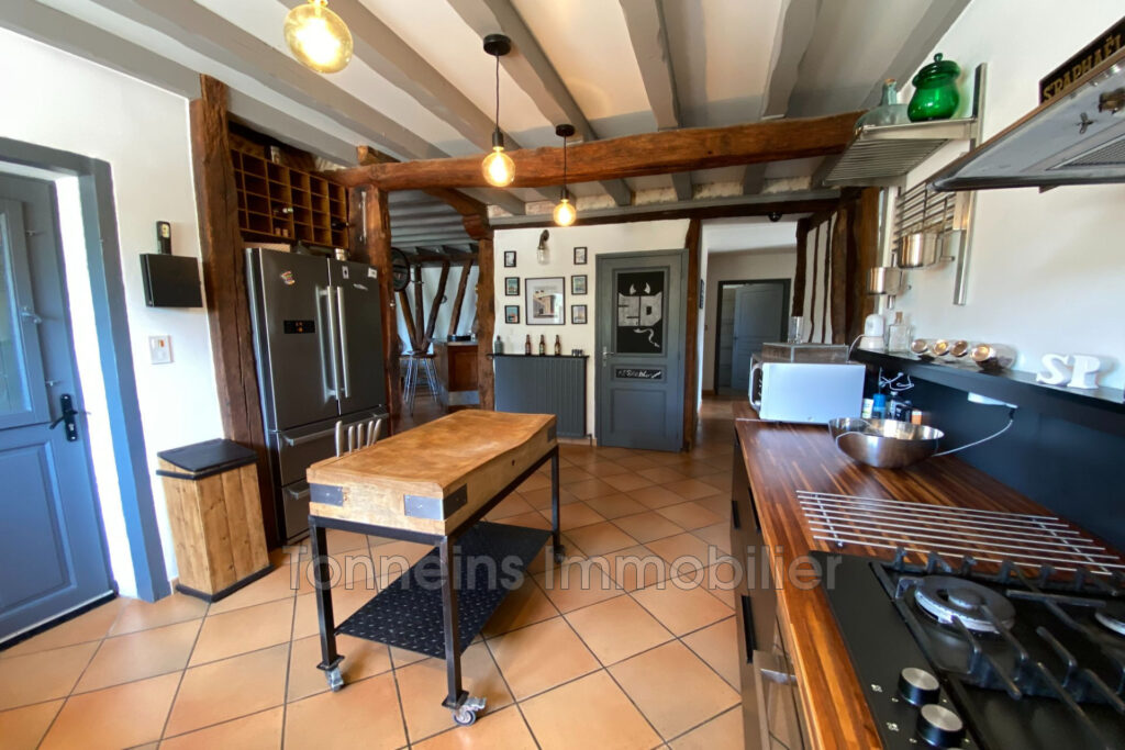 vente ferme 6 Pièce(s) – 6 pièces – 4 chambres – 225.00 m²