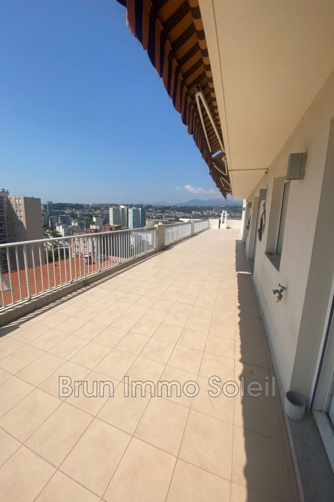 vente appartement 3 Pièce(s) – 3 pièces – 2 chambres – 103.90 m²