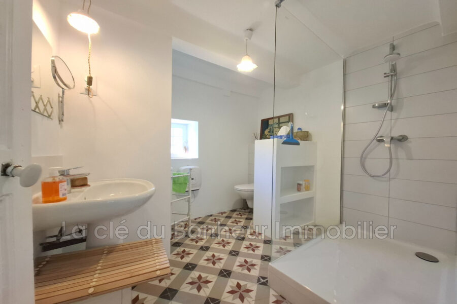 Maison à vendre à La palud-sur-verdon