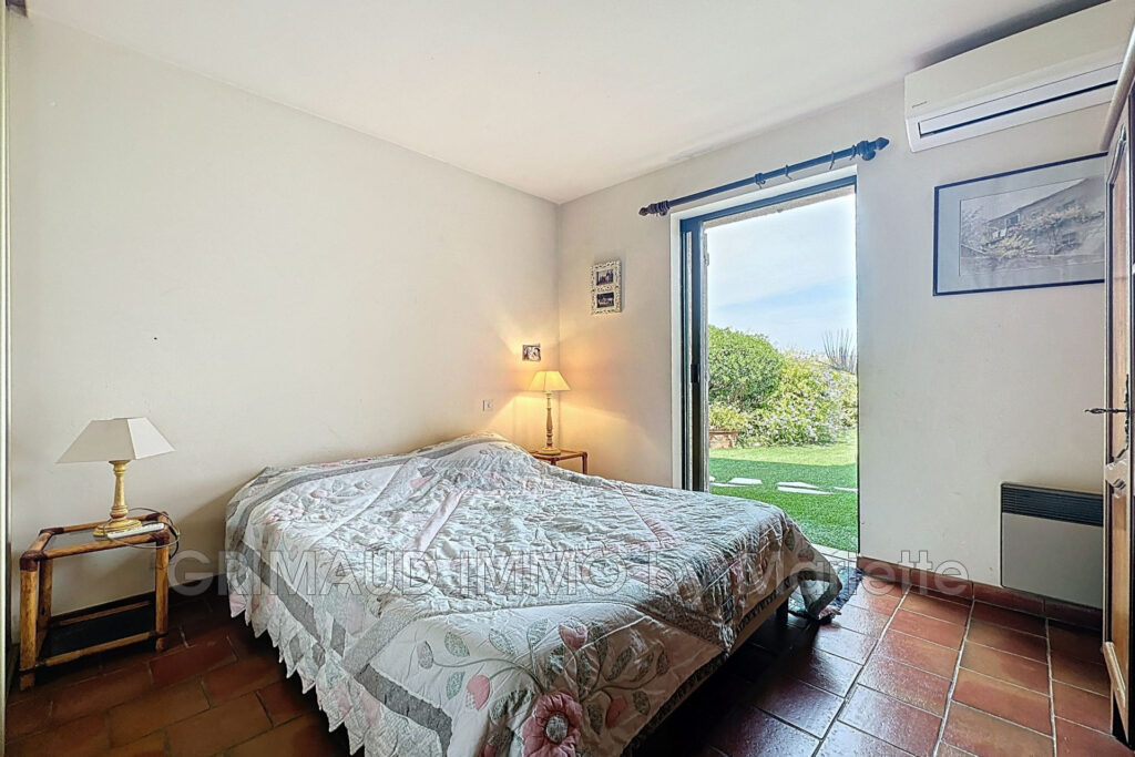 Villa vue mer dans domaine prestigieux avec piscine – 6 pièces – 5 chambres – 153.19 m²