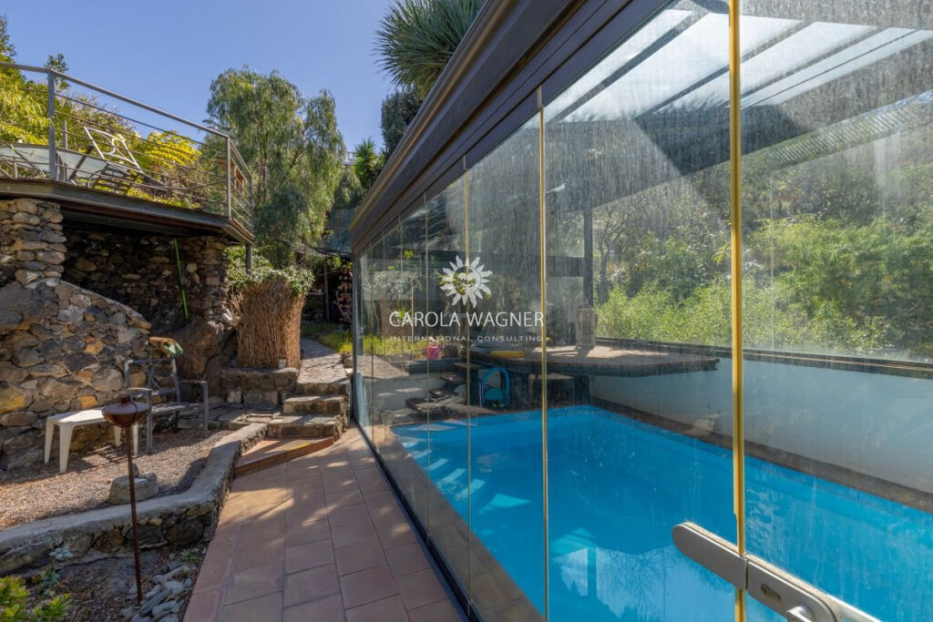 vente villa 9 Pièce(s) – 9 pièces – 5 chambres – 240.00 m²