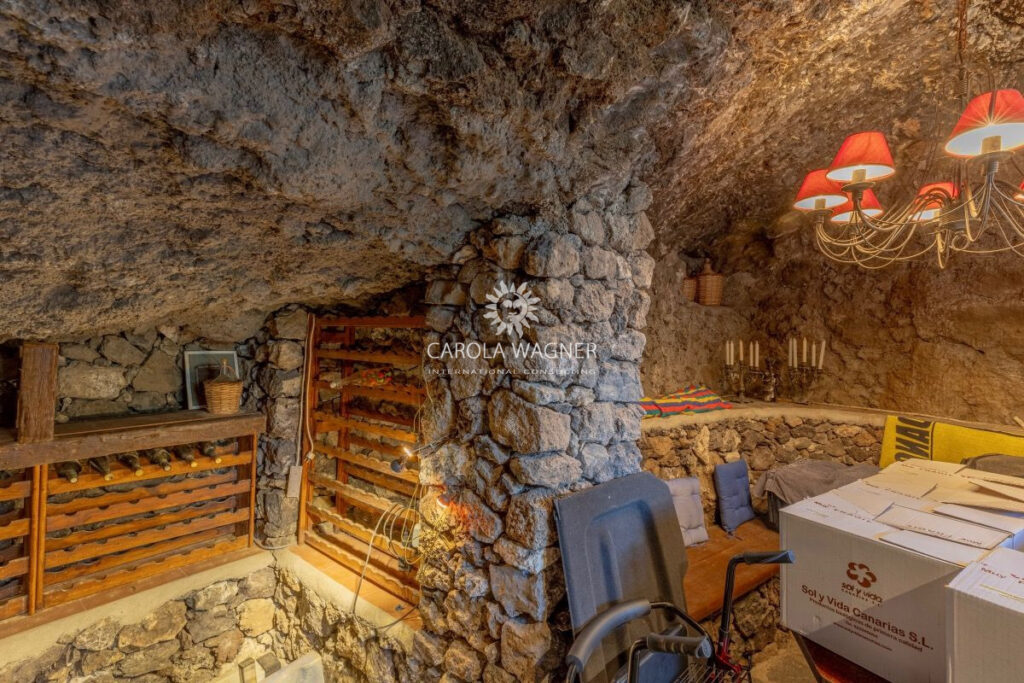 vente villa 9 Pièce(s) – 9 pièces – 5 chambres – 240.00 m²