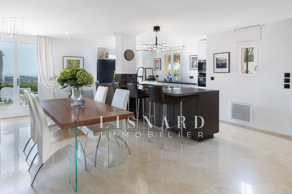 vente maison 5 Pièce(s) – 5 pièces – 2 chambres – 130.00 m²