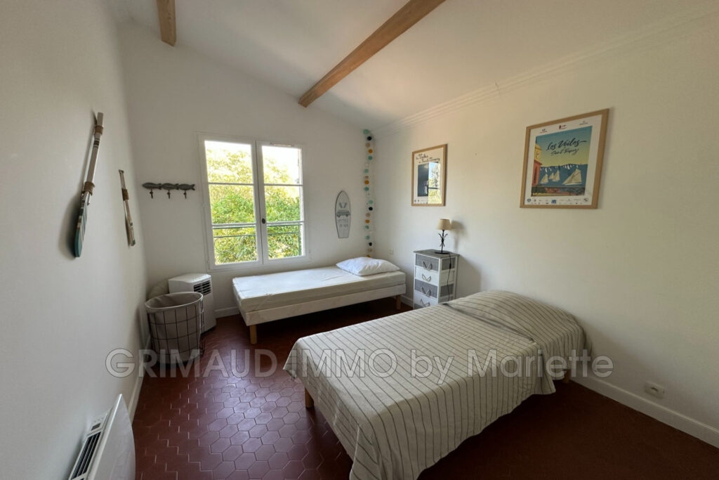 maison dans residence avec piscine, 4 chambres – 5 pièces – 4 chambres – 111.34 m²