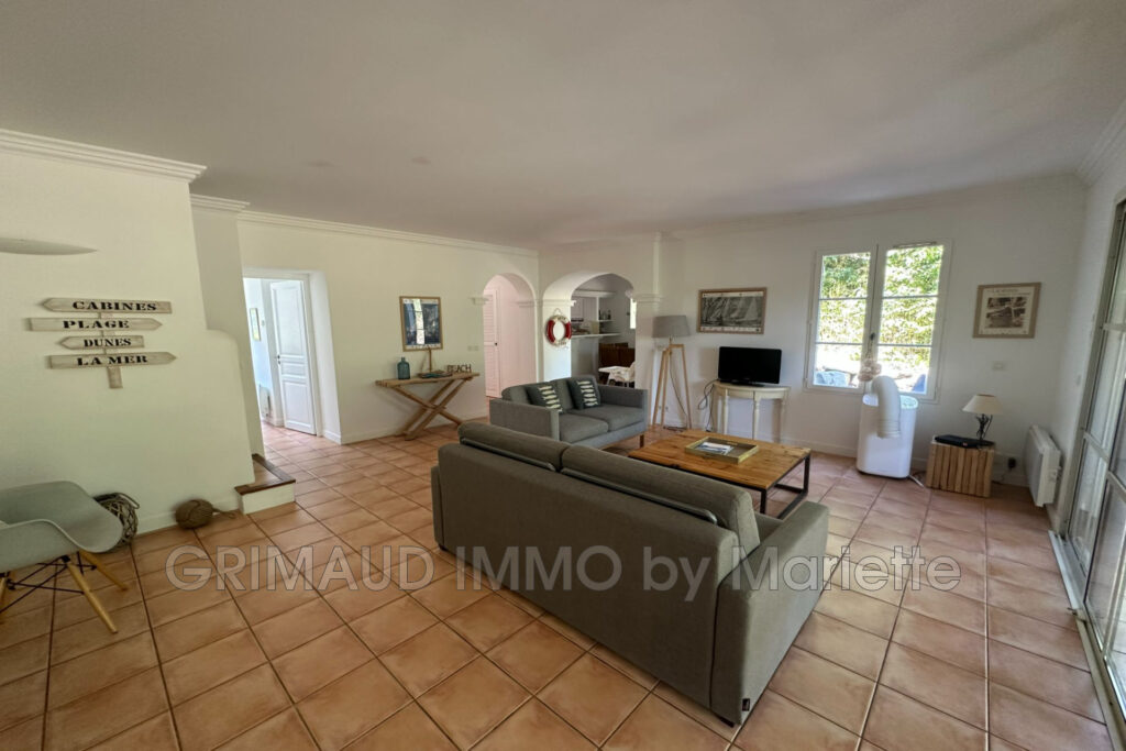 maison dans residence avec piscine, 4 chambres – 5 pièces – 4 chambres – 111.34 m²