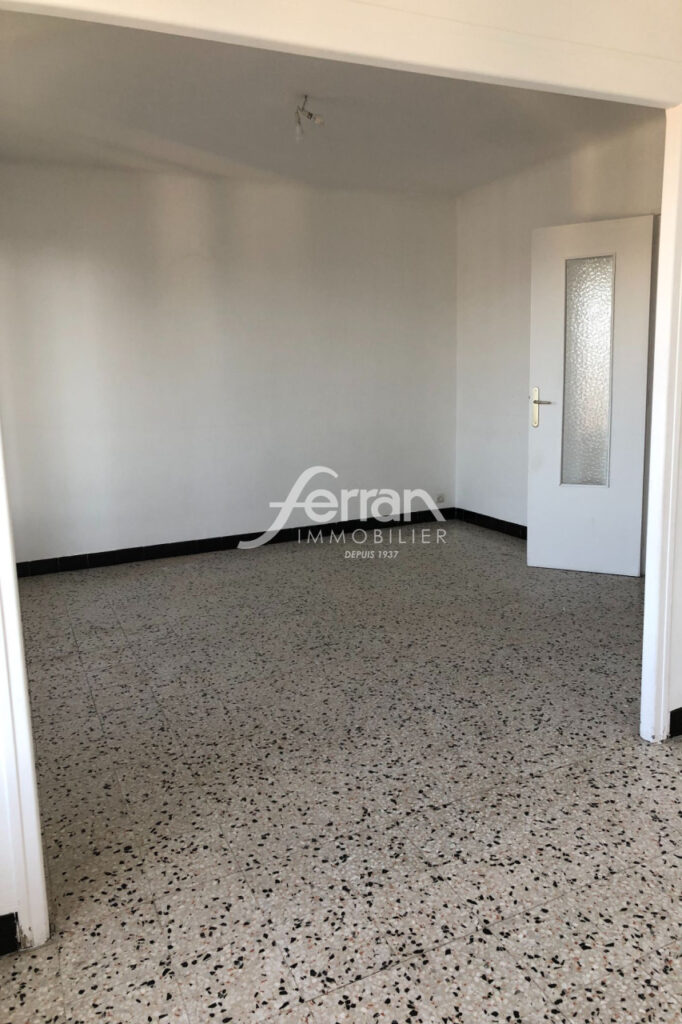 Appartement T3 vendu loué – 3 pièces – 2 chambres – 75.00 m²