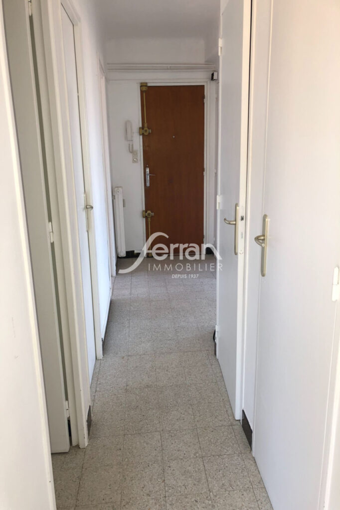 Appartement T3 vendu loué – 3 pièces – 2 chambres – 75.00 m²