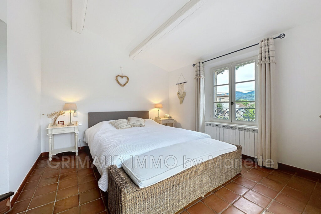 Villa 4 Chambres  Calme & Confort au Plan-de-la-Tour – NR pièces – 4 chambres