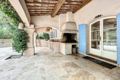 Villa 4 Chambres  Calme & Confort au Plan-de-la-Tour – NR pièces – 4 chambres – 130.68 m²