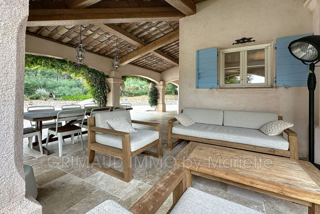 Villa 4 Chambres  Calme & Confort au Plan-de-la-Tour – NR pièces – 4 chambres