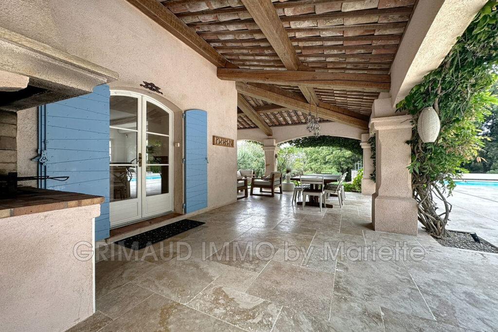 Villa 4 Chambres  Calme & Confort au Plan-de-la-Tour – NR pièces – 4 chambres