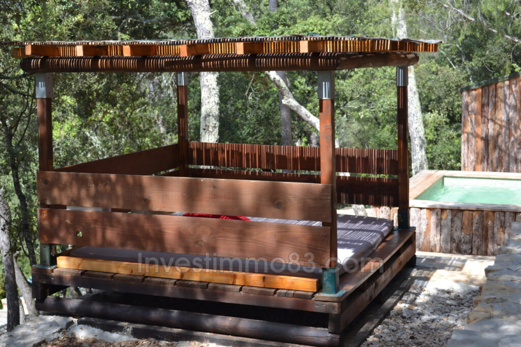 vente  9 Pièce(s) – 9 pièces – 8 chambres – 236.00 m²