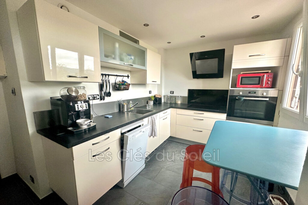 Appartement T3 Toulon LA SERINETTE au calme dans une résidence – 3 pièces – 2 chambres – 62.89 m²