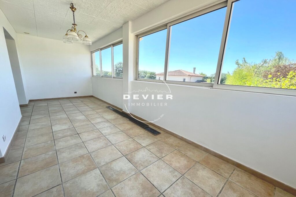 vente maison 5 Pièce(s) – 5 pièces – 3 chambres – 146.00 m²