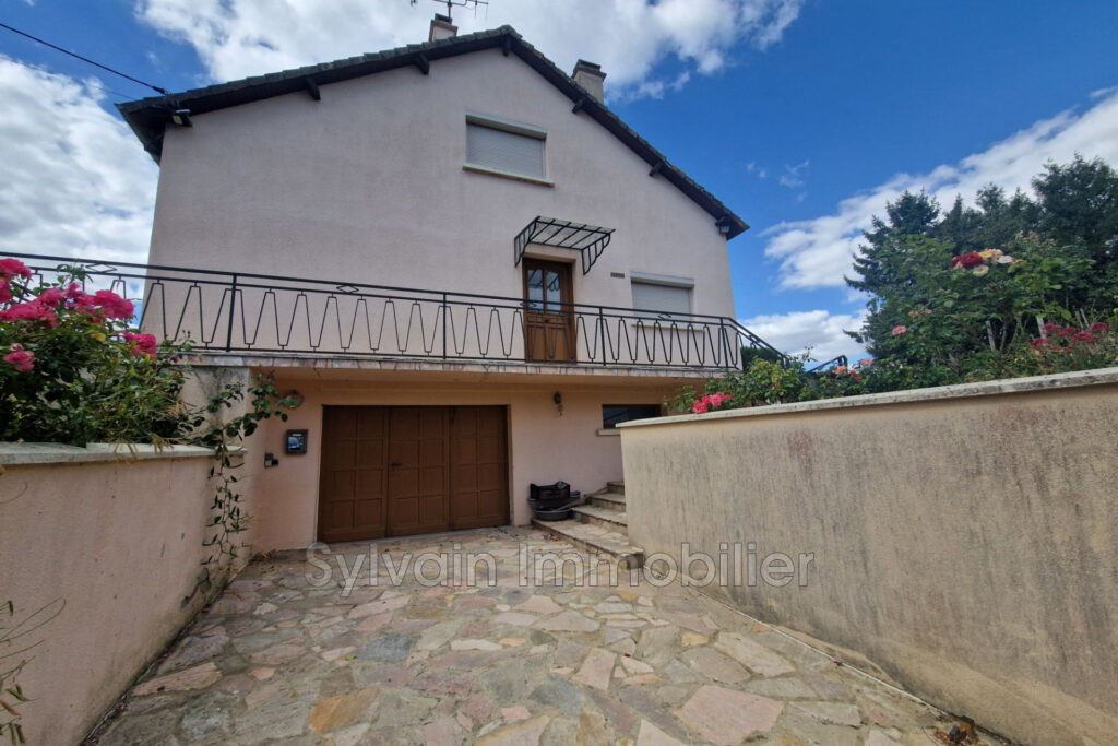 vente maison 6 Pièce(s) – 6 pièces – 5 chambres – 109.00 m²