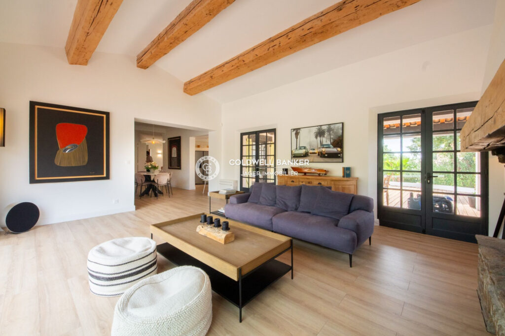 vente maison 5 Pièce(s) – 5 pièces – 4 chambres – 183.00 m²