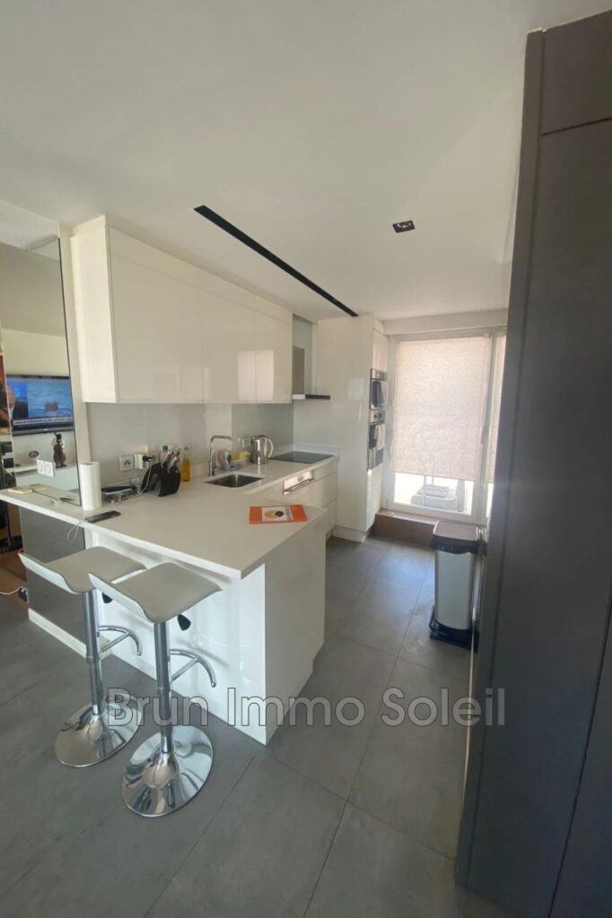 vente appartement 3 Pièce(s) – 3 pièces – 2 chambres – 103.90 m²