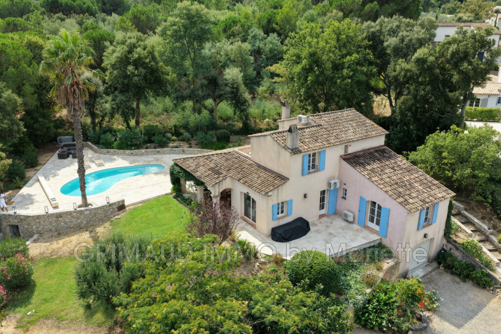 Villa 4 Chambres  Calme & Confort au Plan-de-la-Tour – NR pièces – 4 chambres