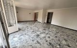 Draguignan, T3/4 de 81 m2 à rénover – balcons – parking facile – 4 pièces – 2 chambres – 81.00 m²