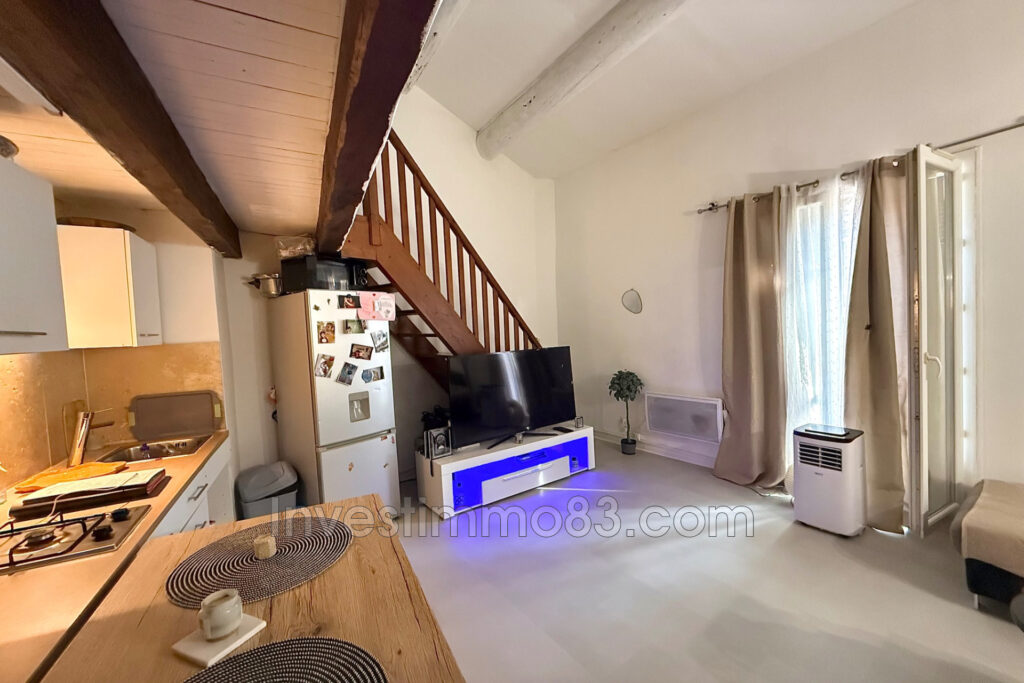 Au coeur de MARTIGUES, dans le quartier de JONQUIÈRES. Apparte – 2 pièces – 1 chambre – 40.00 m²