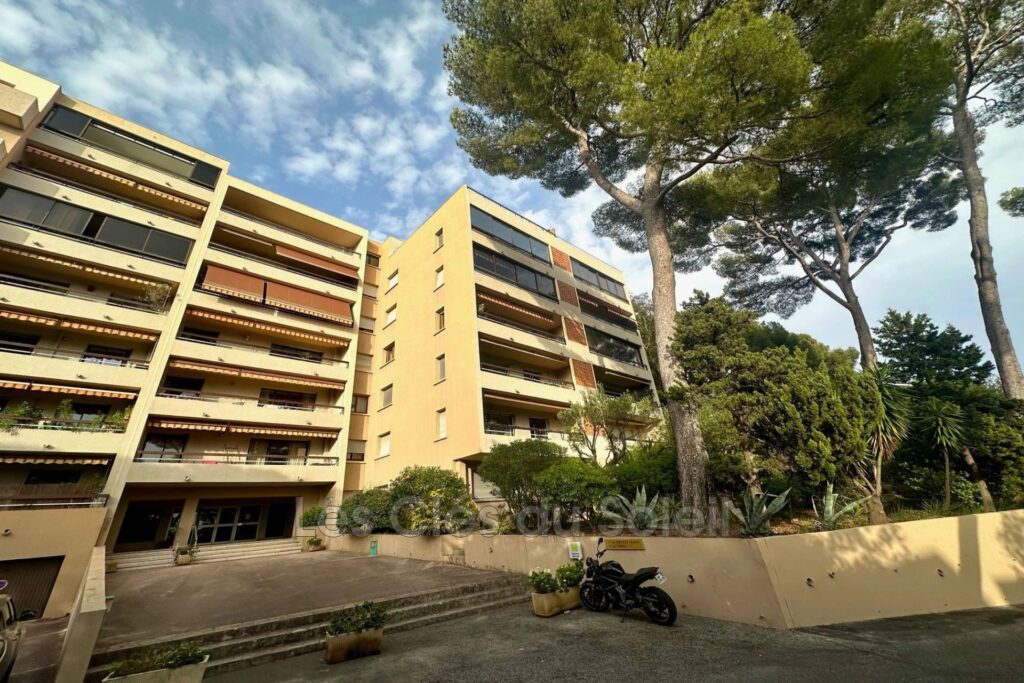 Toulon La Serinette, appartement de 84 m2 au calme dans réside – 4 pièces – 2 chambres – 84.43 m²