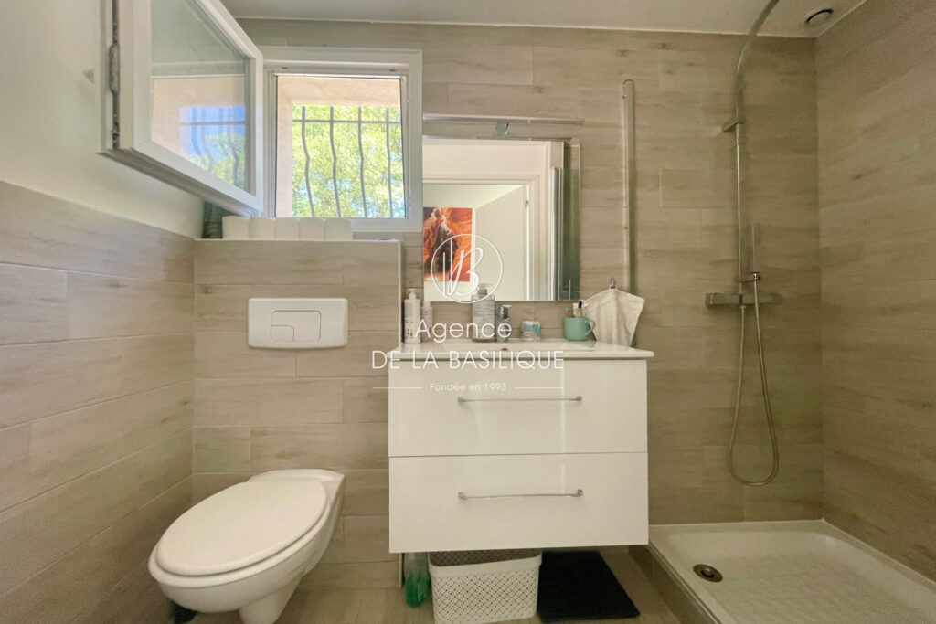 vente maison 6 Pièce(s) – 6 pièces – 5 chambres – 170.00 m²