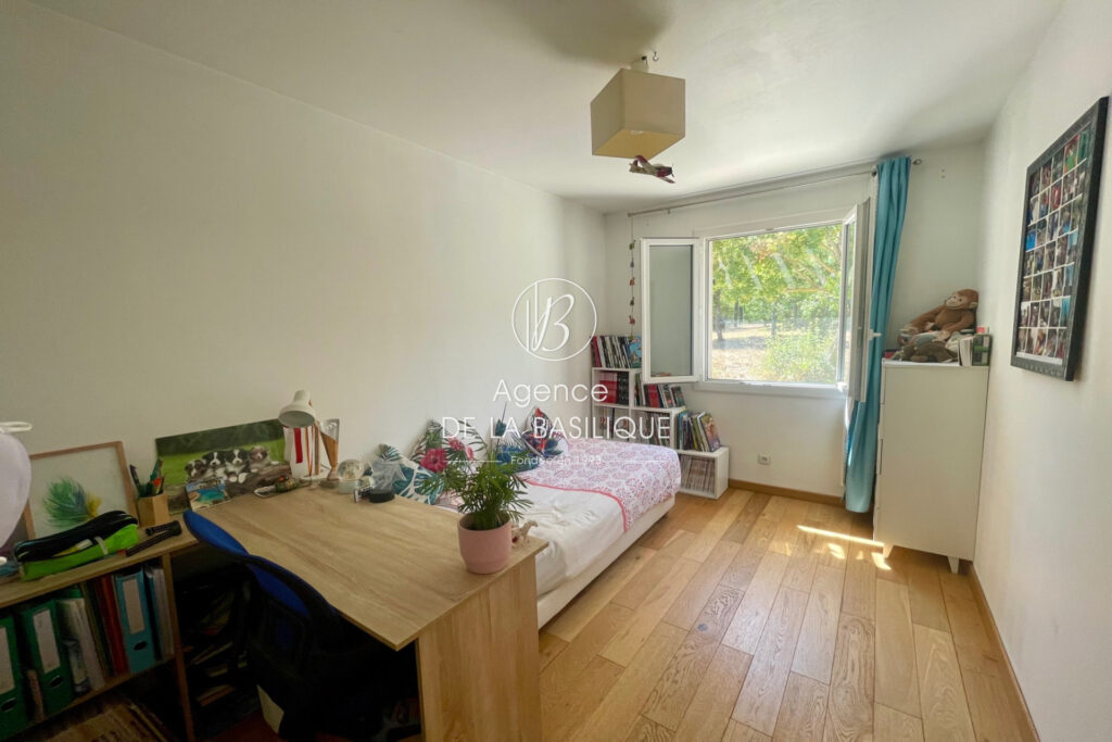 vente maison 6 Pièce(s) – 6 pièces – 5 chambres – 170.00 m²