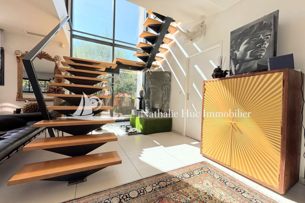 vente villa contemporaine 4 Pièce(s) – 4 pièces – 3 chambres – 180.00 m²