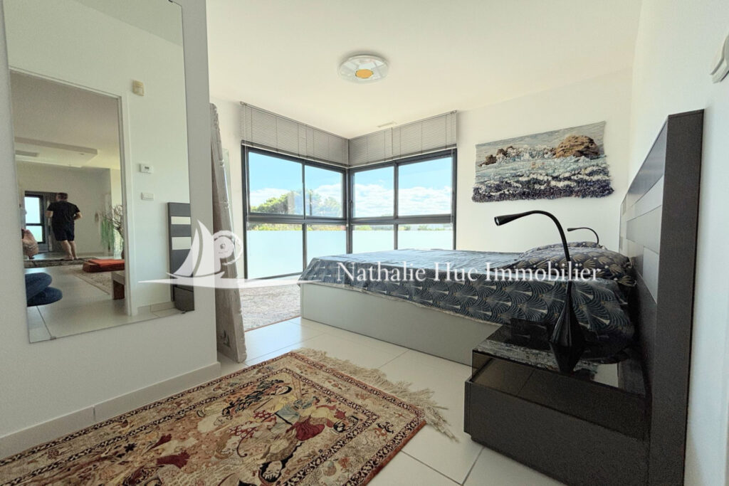 vente villa contemporaine 4 Pièce(s) – 4 pièces – 3 chambres – 180.00 m²